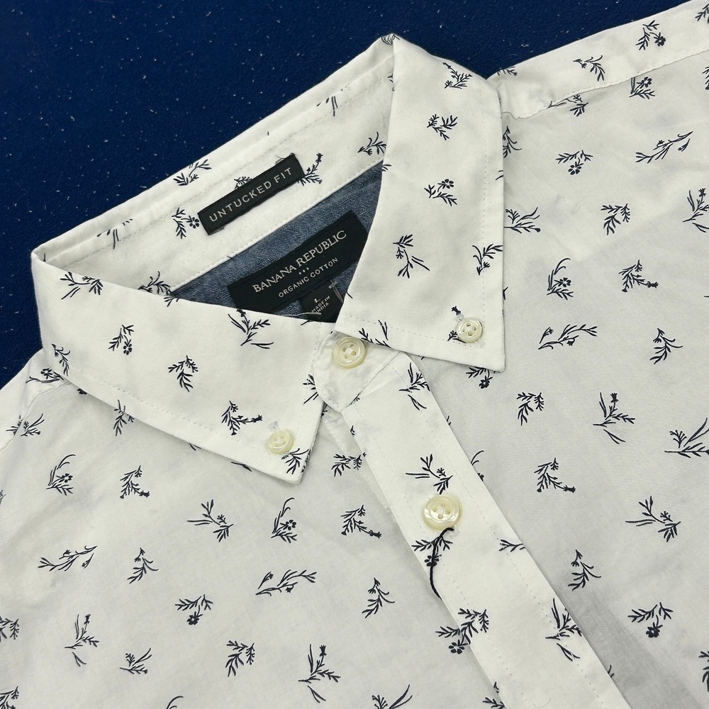 Banana Republic Button Down Shirt Men L White Floral Untucked Organic Cotton NEW